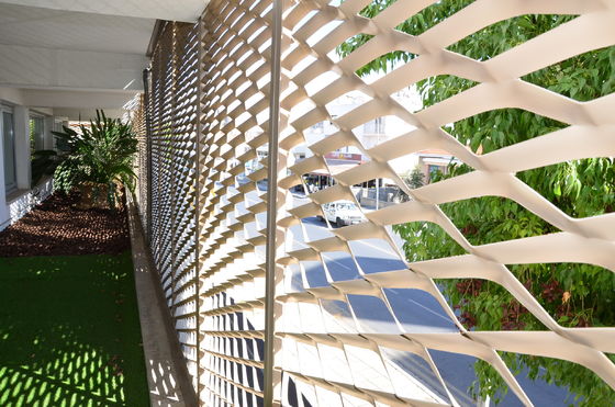 Diamond Shape 8mm Metal Wire Mesh Panel Screen For decoration